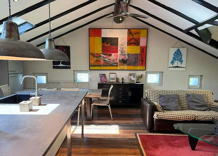 Elevated Loft With Valley Views In דירה אקווי טרמה